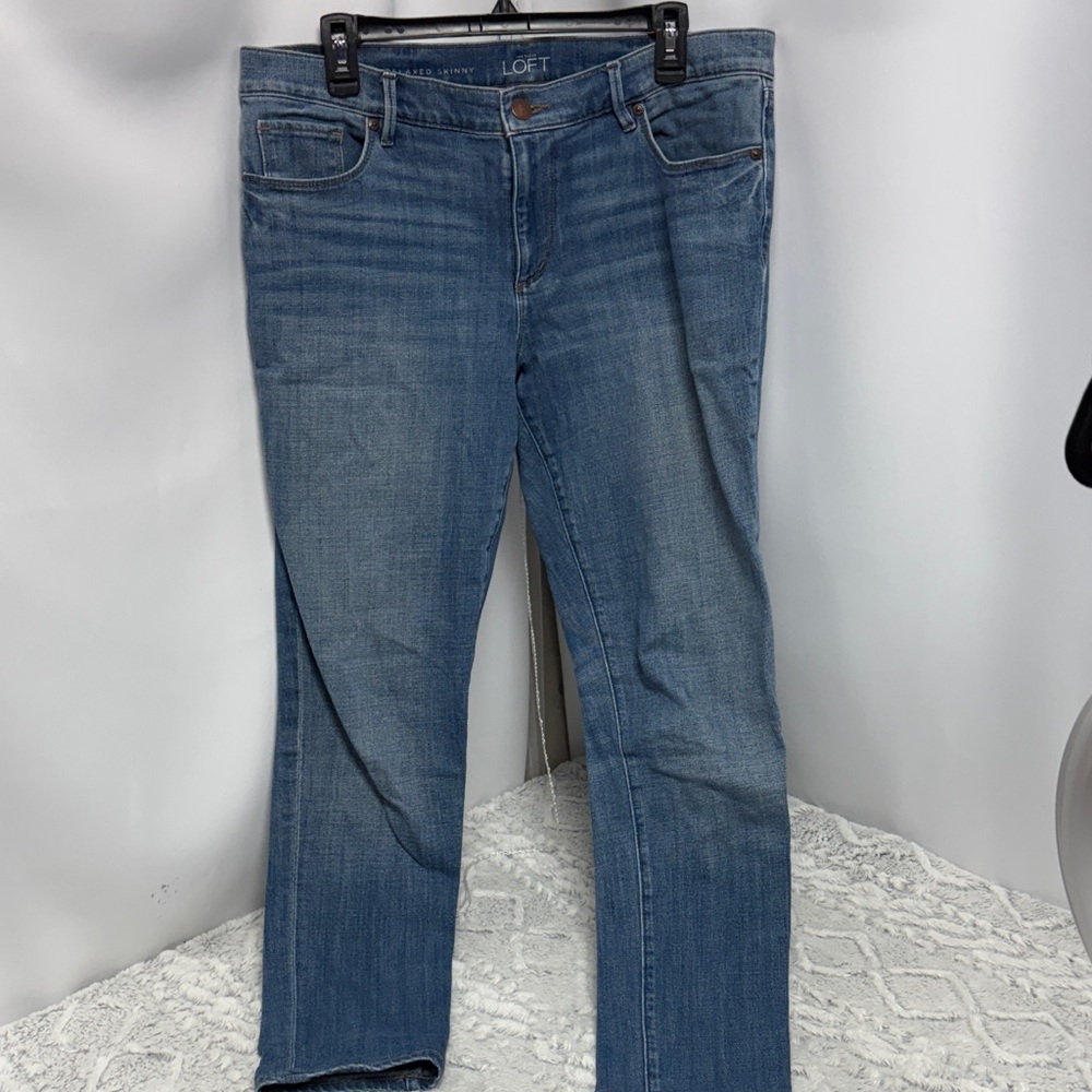 LOFT Women's Relaxed Skinny Ankle Length blue Jeans 10/30